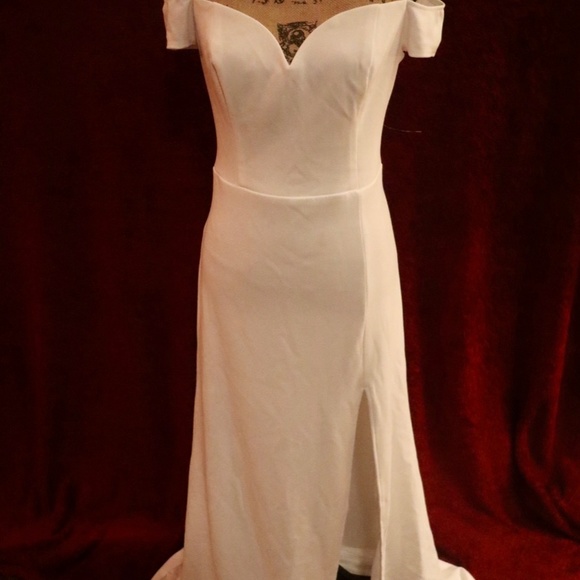 Dress - Picture 5 of 6